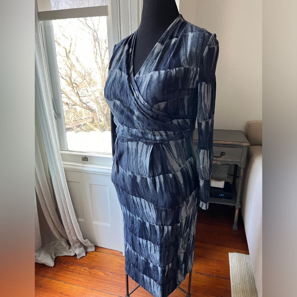 ARMANI Collezioni, Wrap front fitted midi dress, fabric has stretch. Size 10.